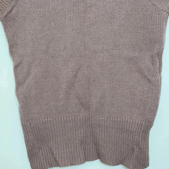 Tomboy of California V-Neck Corded Sweater Vest/Top - Picture 7 of 8